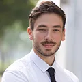 Our Team - 爱游戏